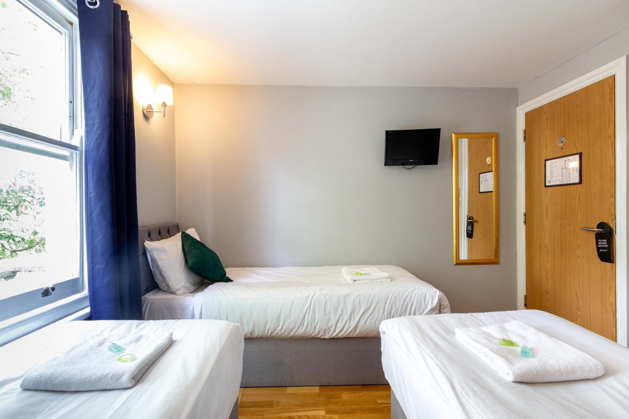 Coronation Hotel London Exterior photo